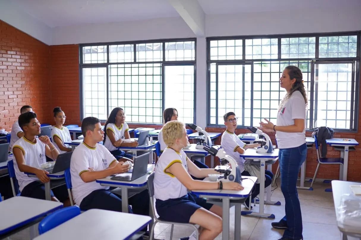 Pagamento de diferenças salariais na Educação já supera R$ 155 milhões