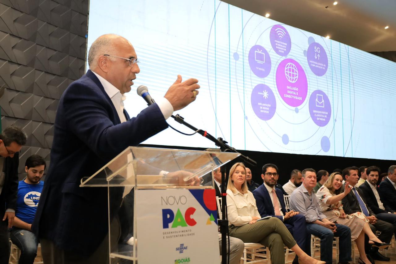 Prefeito Rogério participa do lançamento do Novo PAC, que destina recursos para o BRT e Anel Viário