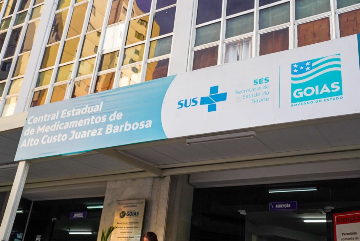 Saúde investe em tecnologia para entrega de medicamentos de alto custo à população
