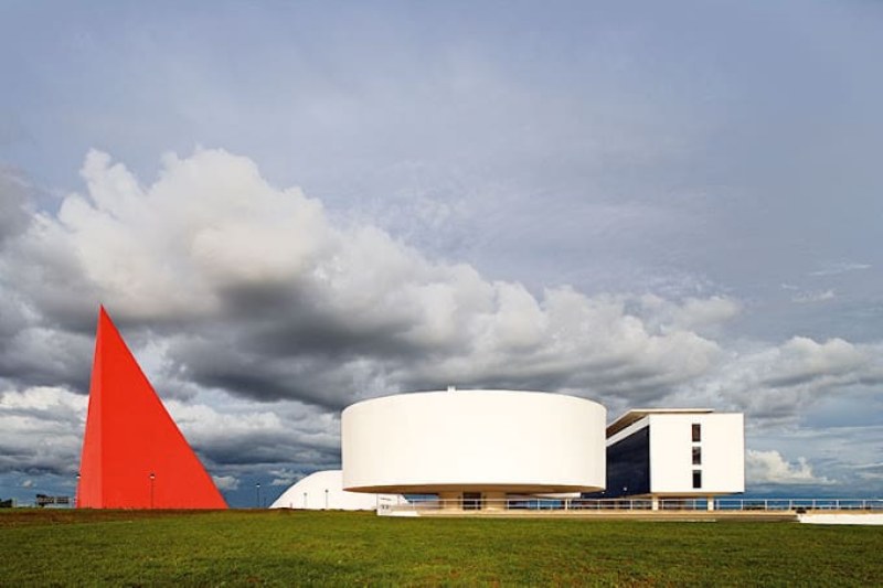 scar Niemeyer recebe Feira de Arte Goiás 2026