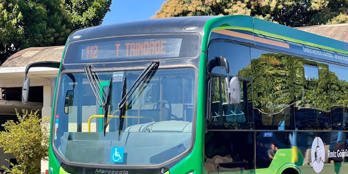 Transporte coletivo tem número de viagens ampliado para atender romeiros de Trindade