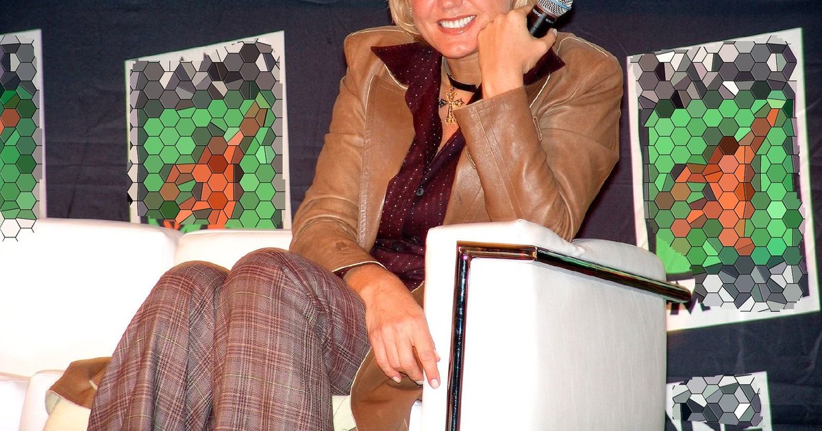 Xuxa some a poeira